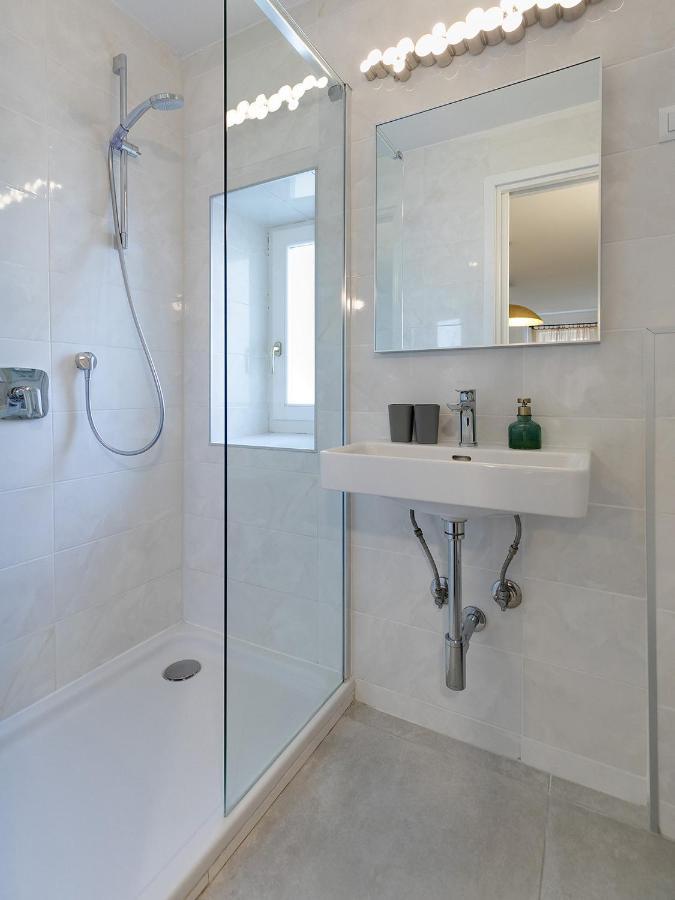 רוביני Stylish Studio Apartment By Irundo מראה חיצוני תמונה