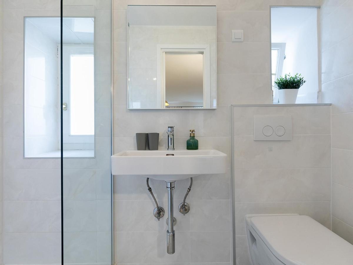 רוביני Stylish Studio Apartment By Irundo מראה חיצוני תמונה